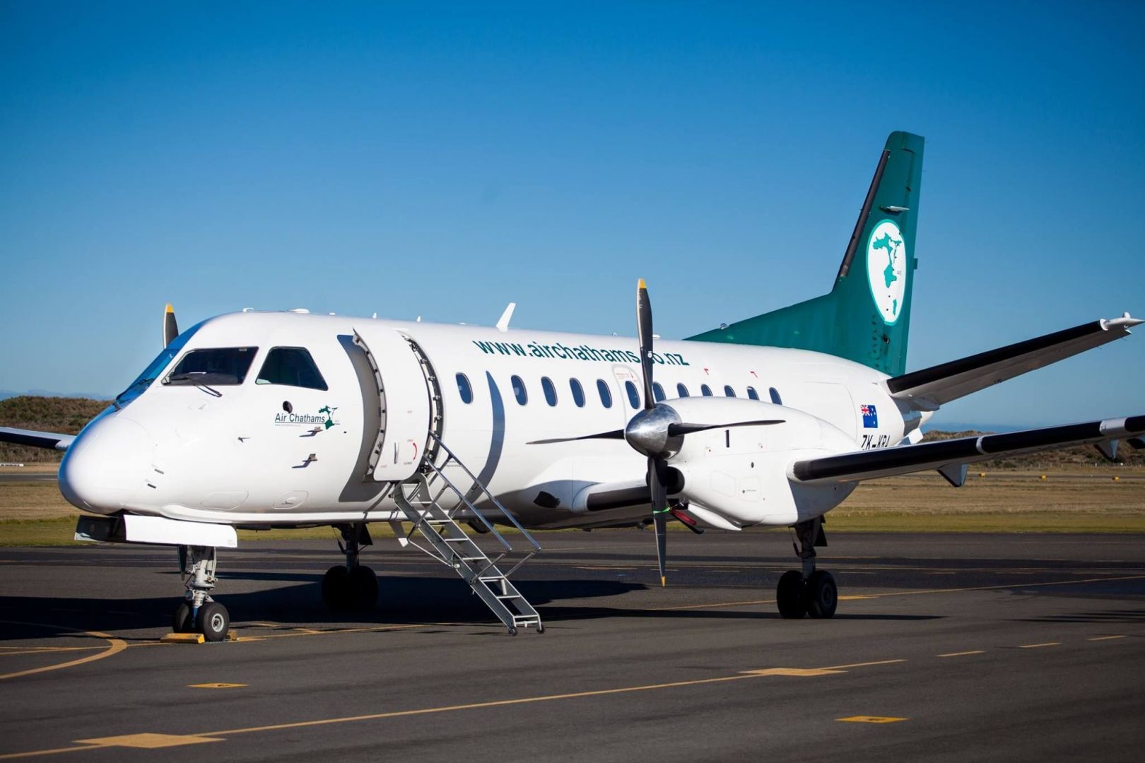 Air Chathams Supports Whanganui to Christchurch Route Over Taxiway